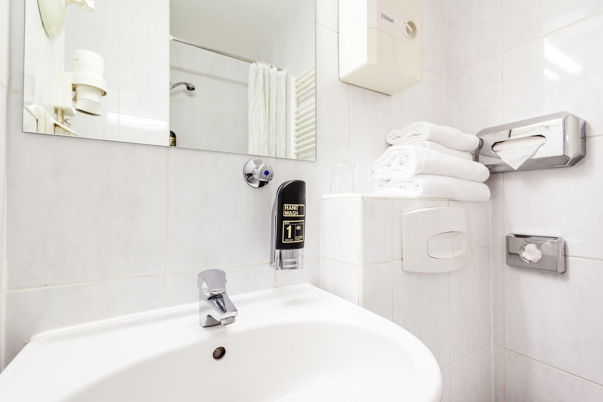 Residenz Hotel Eurostar デュッセルドルフ エクステリア 写真